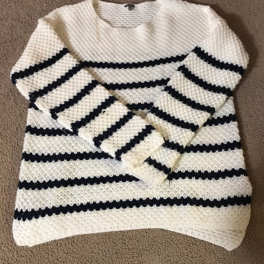 White and dark blue sweater